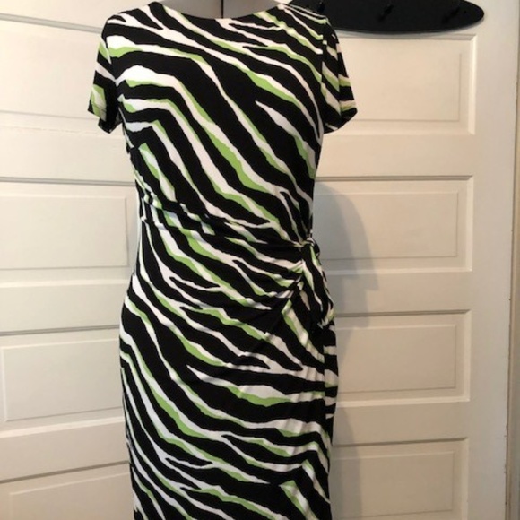 Jones New York Dresses & Skirts - Jones New York Faux Wrap Zebra Print Dress XL